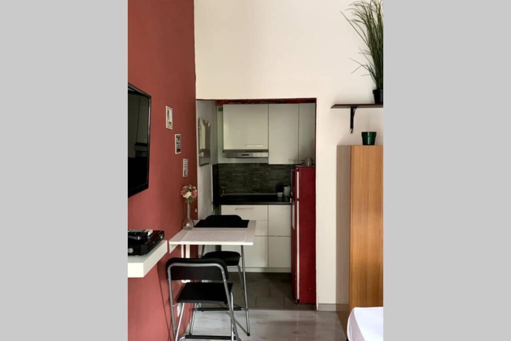 "Little Sicilian Home"-Room With A Private Bathroom & Kitchen -Fridge - And Shared A Beautiful Terrace On Hostel Taormina Center Exteriör bild