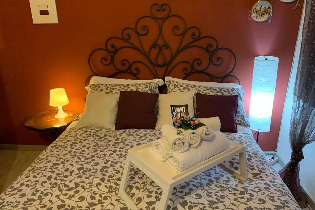 "Little Sicilian Home"-Room With A Private Bathroom & Kitchen -Fridge - And Shared A Beautiful Terrace On Hostel Taormina Center Exteriör bild